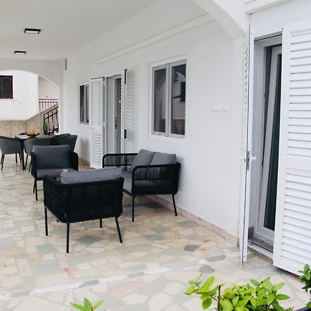 Villa Gala Trogir Exterior photo