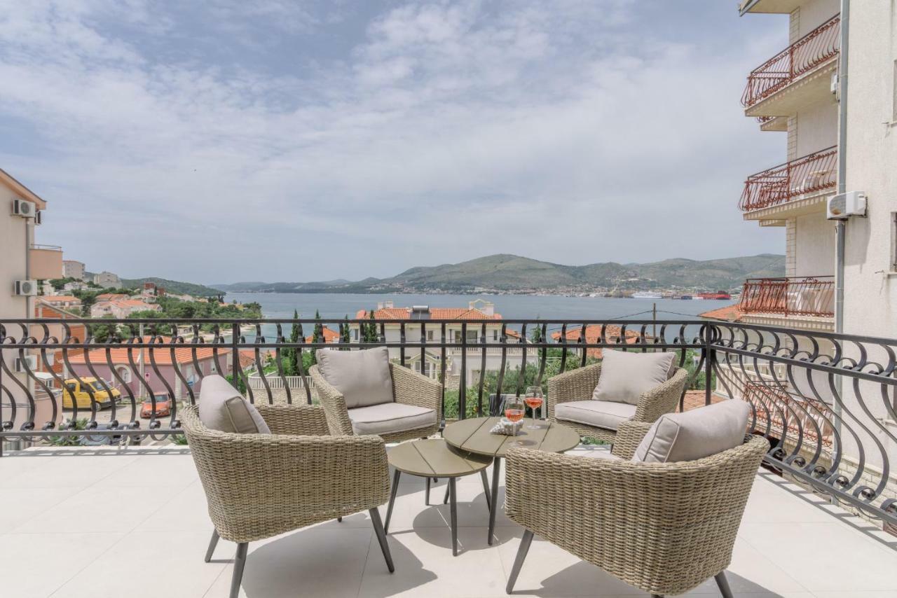 Villa Gala Trogir Exterior photo